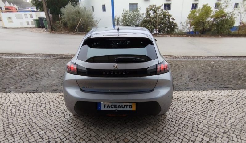 Peugeot e-208 completo