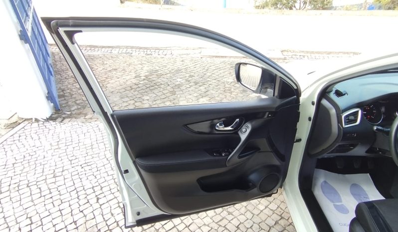 Nissan Qashqai completo