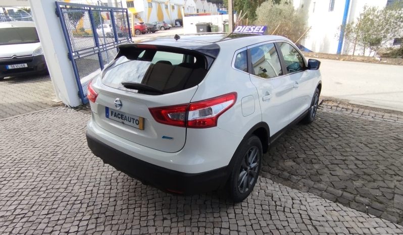 Nissan Qashqai completo