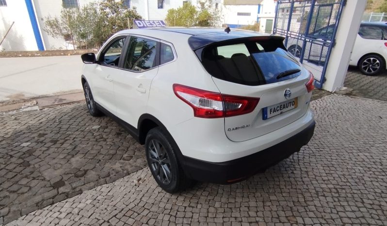 Nissan Qashqai completo