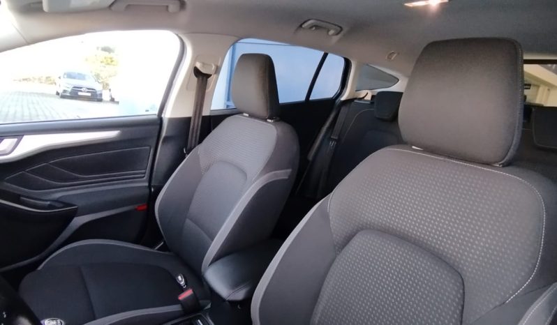 Ford Focus ST completo