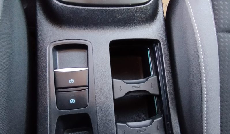 Ford Focus ST completo