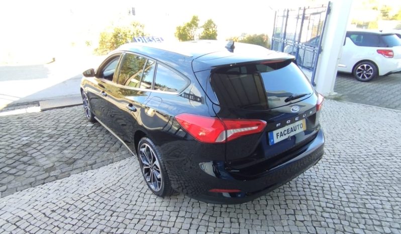 Ford Focus ST completo