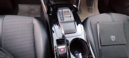 Peugeot e-2008 completo