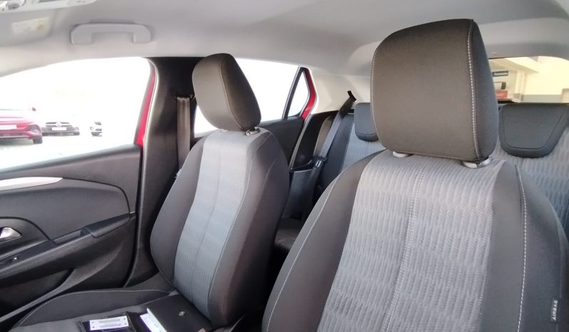 Opel E-Corsa completo