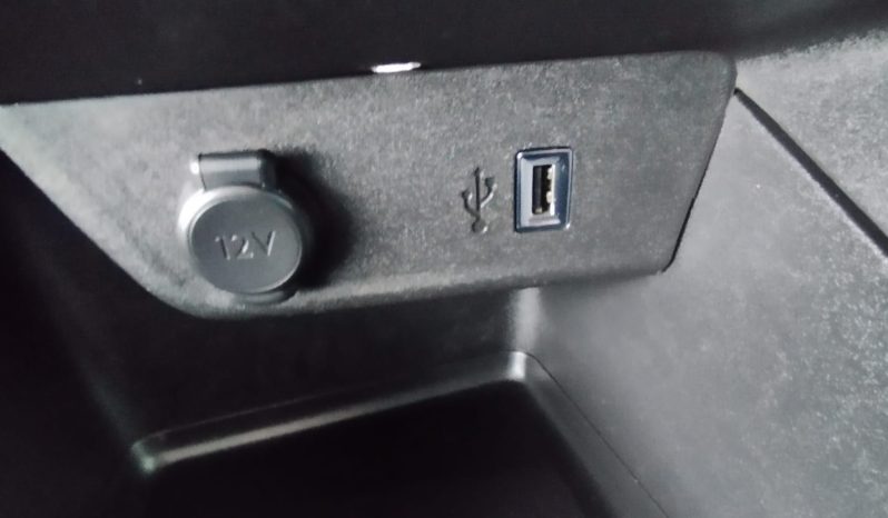 Opel E-Corsa completo