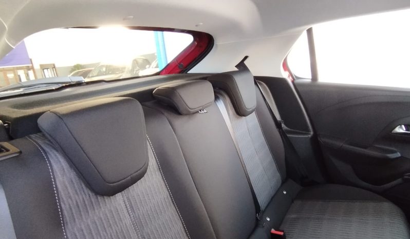 Opel E-Corsa completo