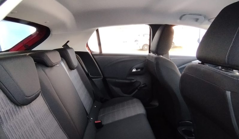 Opel E-Corsa completo