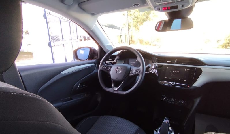 Opel E-Corsa completo