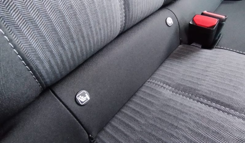 Opel E-Corsa completo