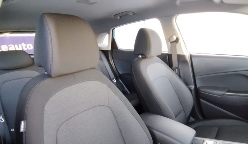 Hyundai KAUAI / Kona completo