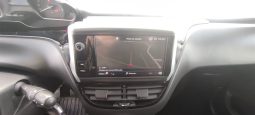 Peugeot 208 completo