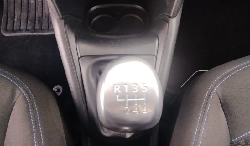 Peugeot 208 completo