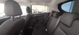 Peugeot 208 completo