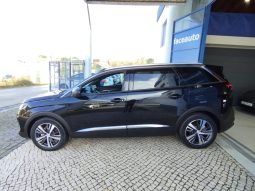 Peugeot 5008 completo