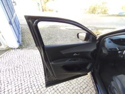 Peugeot 5008 completo