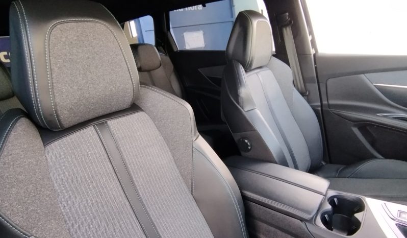 Peugeot 5008 completo