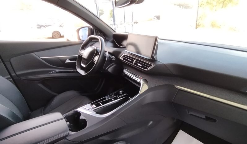 Peugeot 5008 completo