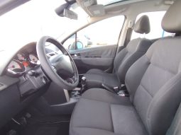 Peugeot 207 SW completo