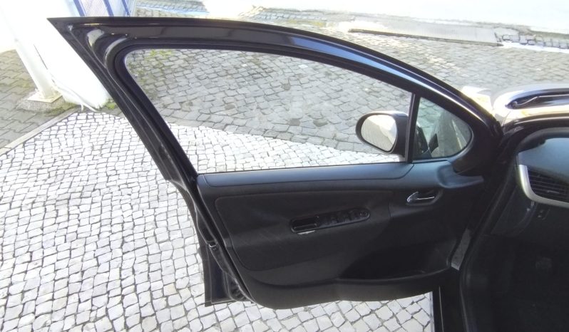 Peugeot 207 SW completo