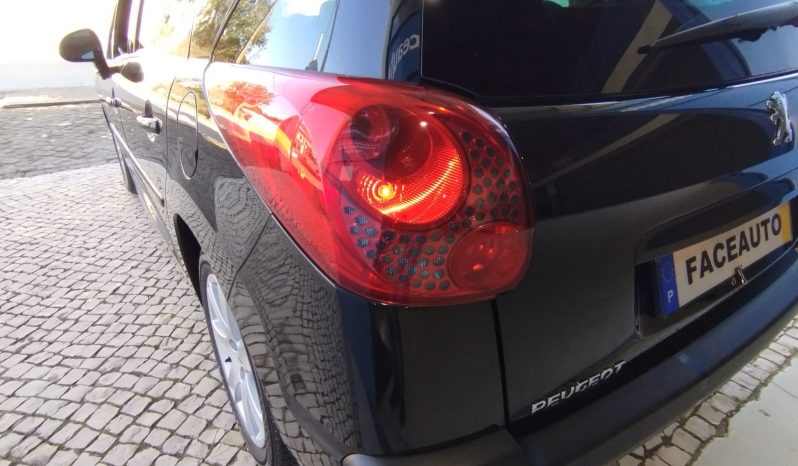 Peugeot 207 SW completo