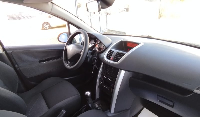 Peugeot 207 SW completo