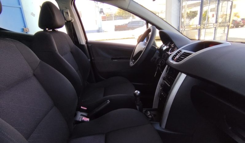 Peugeot 207 SW completo