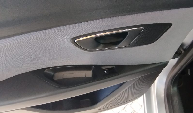 Seat Leon completo