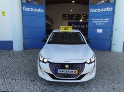 Peugeot e-208 completo