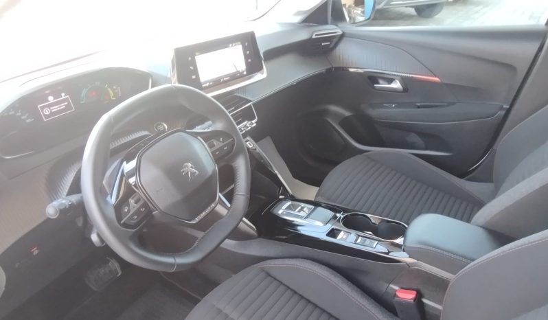 Peugeot e-208 completo