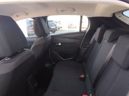 Peugeot e-208 completo