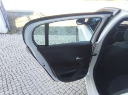 Peugeot e-208 completo