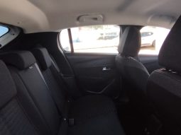 Peugeot e-208 completo