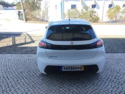 Peugeot e-208 completo