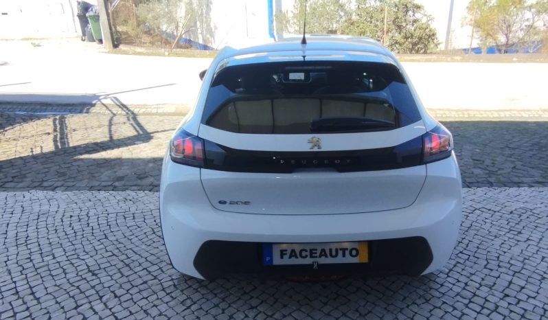 Peugeot e-208 completo