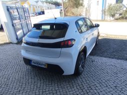 Peugeot e-208 completo