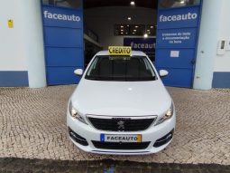 Peugeot 308 completo