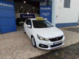 Peugeot 308 completo