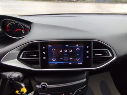 Peugeot 308 completo