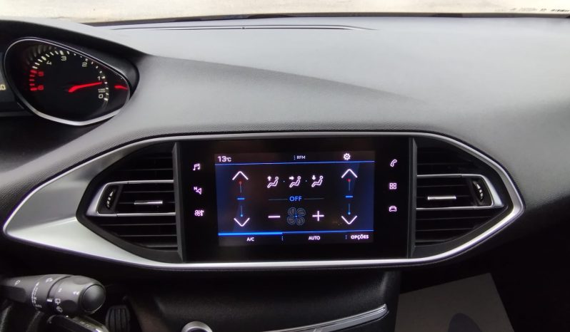 Peugeot 308 completo