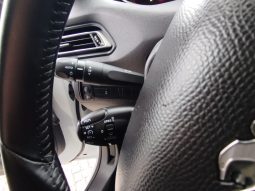 Peugeot 308 completo