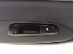 Peugeot 308 completo