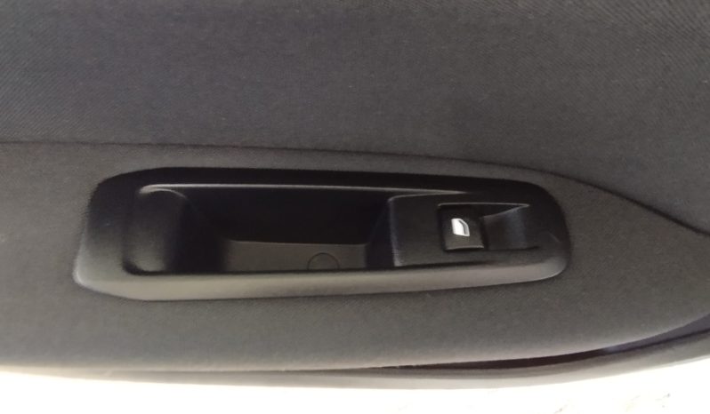 Peugeot 308 completo