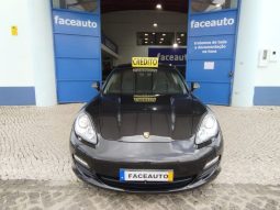 Porsche Panamera completo