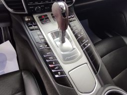 Porsche Panamera completo