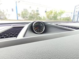 Porsche Panamera completo