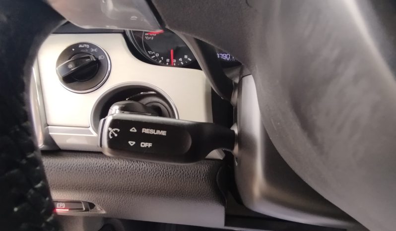 Porsche Panamera completo