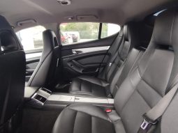 Porsche Panamera completo