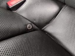 Porsche Panamera completo