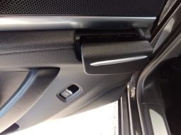 Porsche Panamera completo